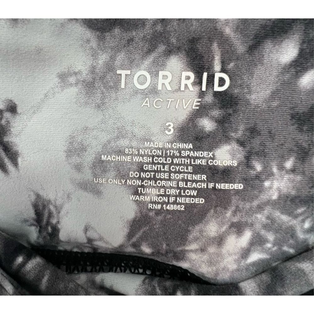 Torrid Black And Grey Marbled Athletic Leggings With Zipper Pocket - Picture 3 of 5